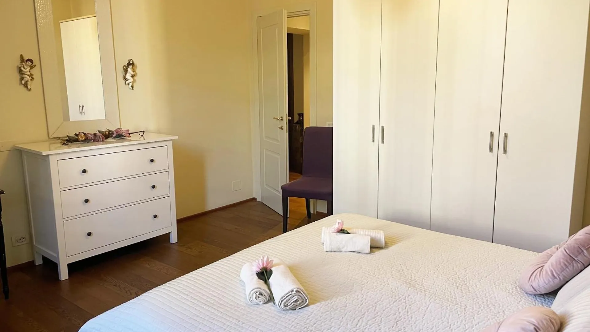 Serena Apartment Lucca