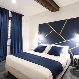 https://charming-vintage-aprtment.it-romehotels.com